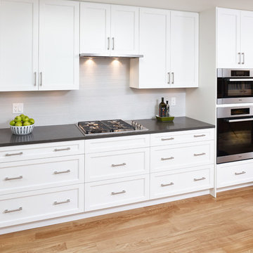 Bright North Shore Kitchen