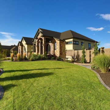 Bluffdale house