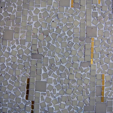 Détail plateau mosaïques table basse chinée