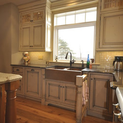 Traditional Kitchen 4 - Kitchen Sink Accessories