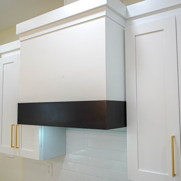 Full Kitchen and Dry Bar - 24th Street