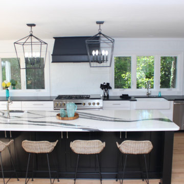 The Lake Shore Kitchen