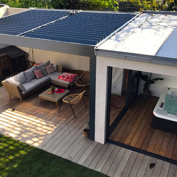 vue plongeante sur la pergola et le spa du jardin