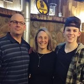 Mel N Pete Hale's photo