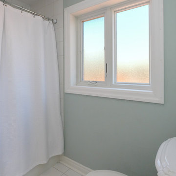 New Privacy Windows in Pretty Bathroom - Renewal by Andersen Greater Toronto