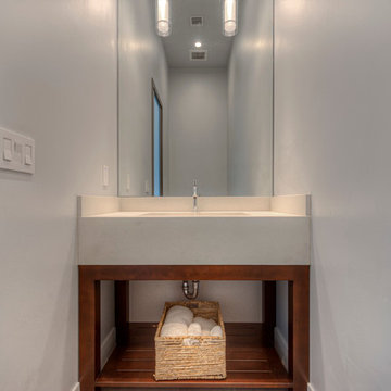 Contemporary New Build by Camelback Mountain in Phoenix