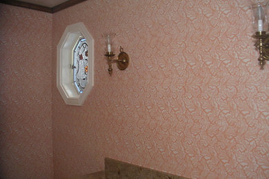 Example of a classic bathroom design in Los Angeles