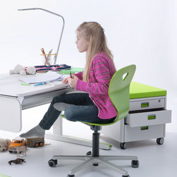 Champion Desk - Products