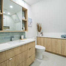 Hall Bathroom