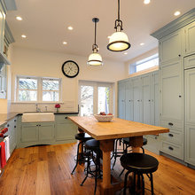 Floyd St - Kitchen