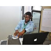 Olusayo Adeyemos foto