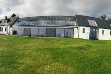 Photo of a large contemporary home in Glasgow.