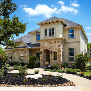 San Antonio, Texas | Front Gate - Classic Dartmouth Exterior