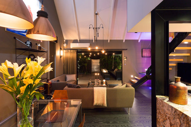 Industrial Living Room by Broswick Builders Ltd