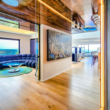 Yacht House