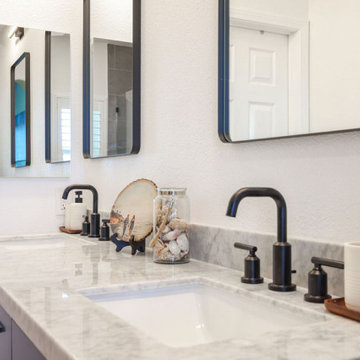Master Bathroom - Blue Tranquil