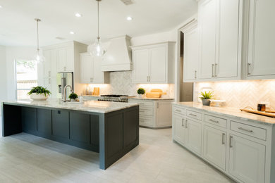 Inspiration for a timeless kitchen remodel in Dallas
