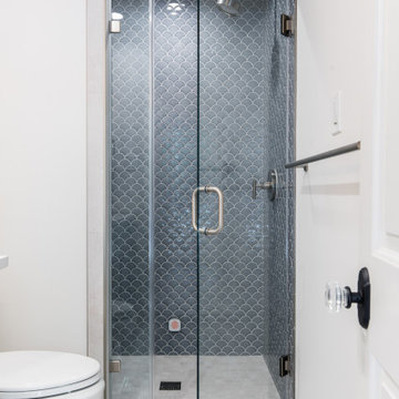 Nautical Themed Bath with a Steam Shower