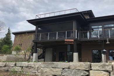 Minimalist porch idea in Milwaukee