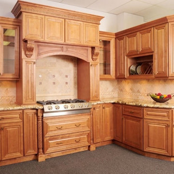 Cinnamon Maple Glaze Kitchen Cabinet Set
