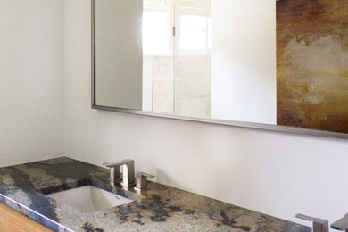 Inspiration for a contemporary bathroom remodel in Columbus