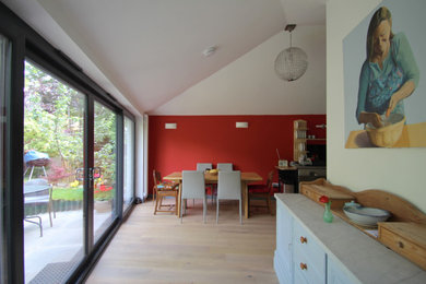 Photo of a modern living room in Glasgow.