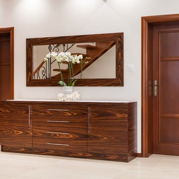 Veneer Storage Unit