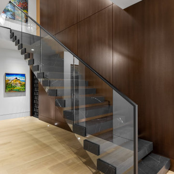 Ocean Bluff Estate - Staircase