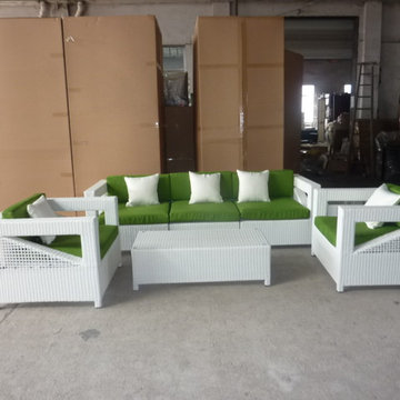 poly rattan sofa