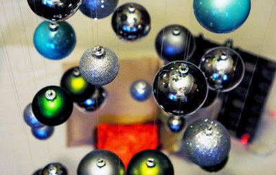 DIY: Воздушная ёлка из новогодних шариков