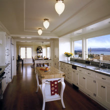 SSi Kitchen in the middle