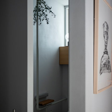 庭見る小居
