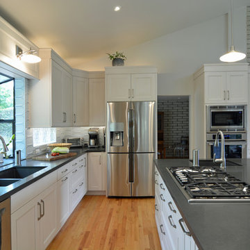 Mid-Century Modern - White