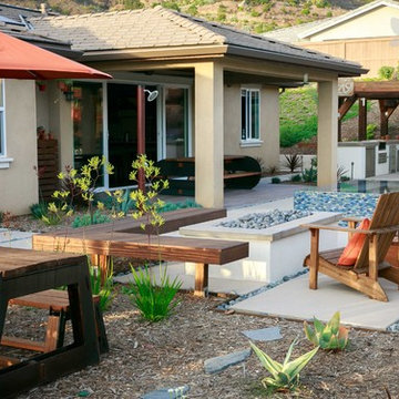Outdoor Gathering Space with PIcnic Table and Fire Pit