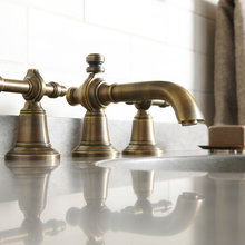 916 Formal Powder Room