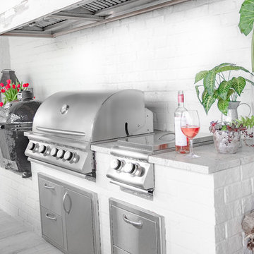 Modern Farm House Outdoor Kitchen