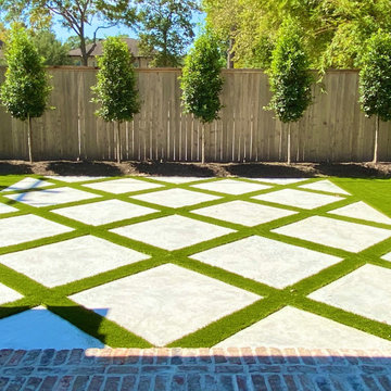 Sophisticated and Sustainable Landscape in Spring Branch, TX.