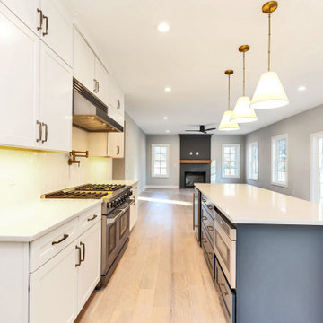 Bedford, Blue & White Shaker Kitchen