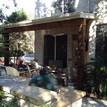 Cozy & Quaint Covered Porch and Outdoor Kitchen in Circle C Ranch, S. Austin, TX