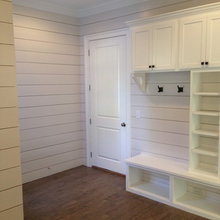 mudroom/laundry