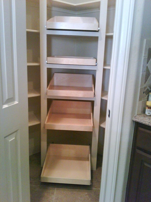 Corner Walk-In Pantry Home Design Ideas, Pictures, Remodel and Decor