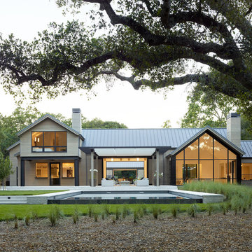 MODERN FARMHOUSE