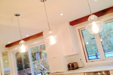 Example of a trendy kitchen design in Montreal