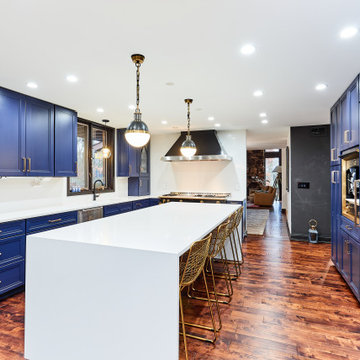 Lake Forest Dream Family Room – Timeless Design Meets Personal Touch