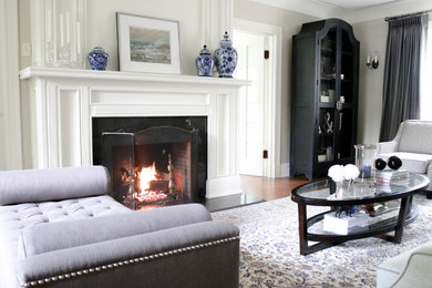 Inspiration for a transitional living room remodel in Toronto