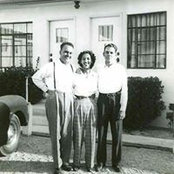Janet Jones's photo