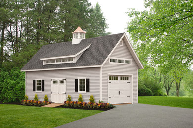 Elegant detached one-car garage photo in Philadelphia
