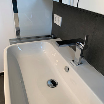 Aus einem Badezimmer wird ein Duschbad in München - Schwabing