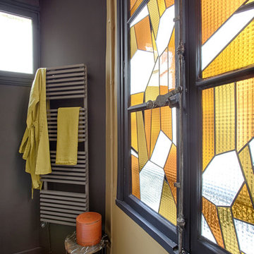 le vitrail de la salle de bain