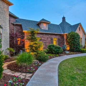 12416 Carriage Way Oklahoma City, OK - Wyatt Poindexter Keller Williams Elite